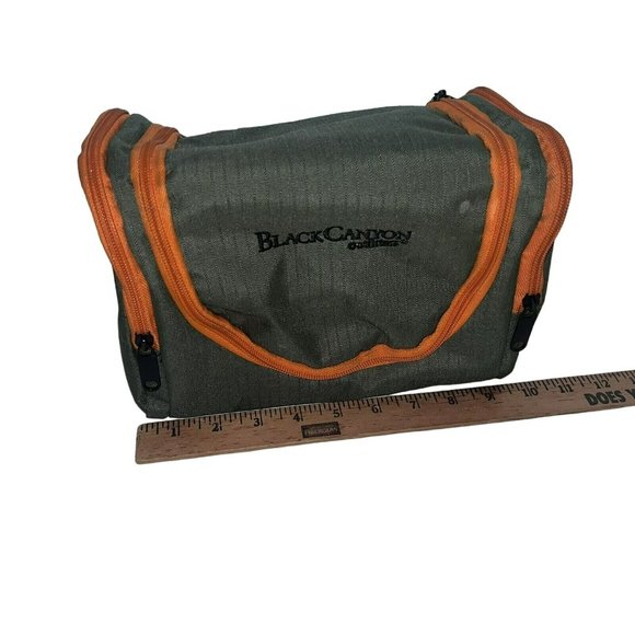 Black Canyon Outfitters Travel Bag Green Toiletries Kit Organizer Zip Closure - Picture 5 of 7